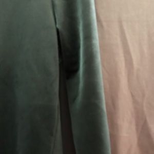 ’velvety fabric in rosy pink